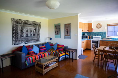 Absolute Beachfront Mollymook - New Castle Holiday 1