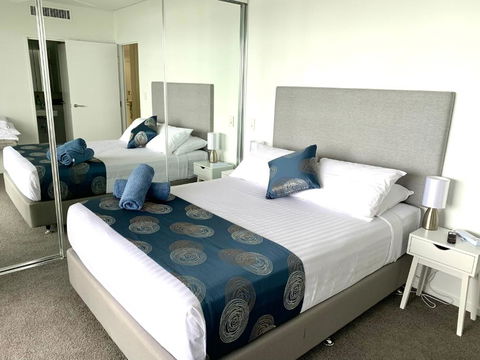 Absolute Waterfront - Tropical Oasis Over The Water - New Castle Holiday 3