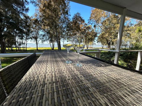 Absolutely Lakeside House, Quiet And Peace - New Castle Holiday 0
