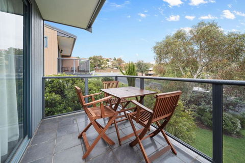 Acacia 2 - Modern 3BR Townhouse L Bath L WiFi L BBQ L Foxtel - New Castle Holiday 3