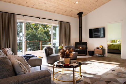 Acacia House - New Castle Holiday 1