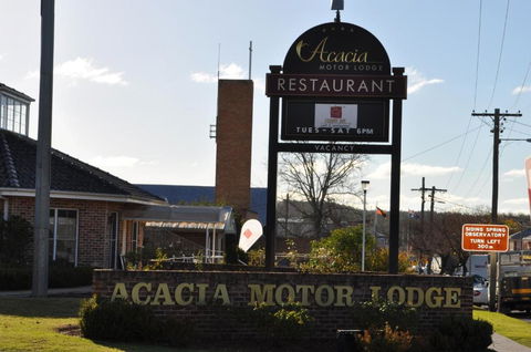 Acacia Motor Lodge - New Castle Holiday 0