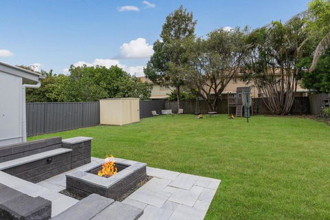 Acacia Ridge Cottage - New Castle Holiday 0