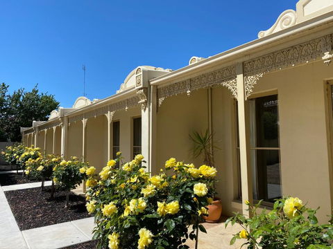 Acacia Terraces - New Castle Holiday 1