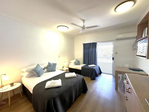 Accommodation @ 134 Denham - New Castle Holiday 2