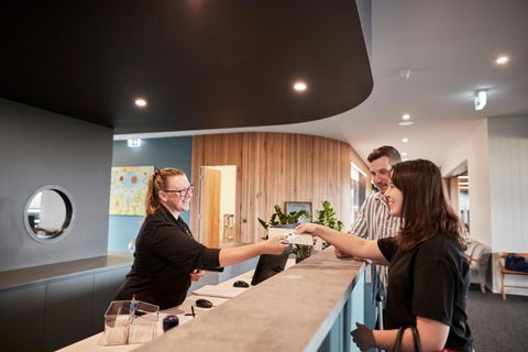 Accommodation @ Curlewis - New Castle Holiday 4