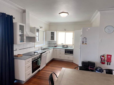 Adacos 19 On Sturt - Bring Your Own Linen - New Castle Holiday 4