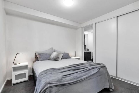 Adelaide CBD, East End Delight! Wifi, Central, Cafe - New Castle Holiday 1