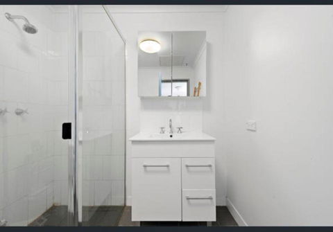 Adelaide City Vibe - New Castle Holiday 1