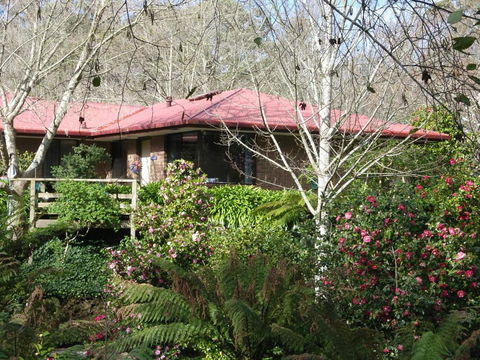 Adelaide Hills B&B Accommodation - New Castle Holiday 1