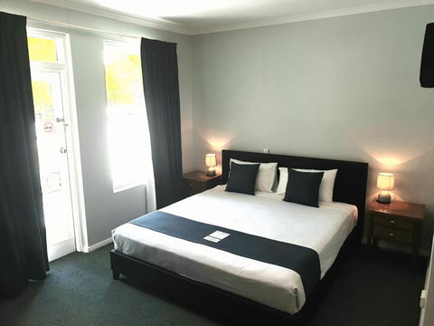 Adelaide Pulteney Motel - New Castle Holiday 4