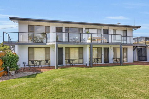 Admirals Lodge - New Castle Holiday 4