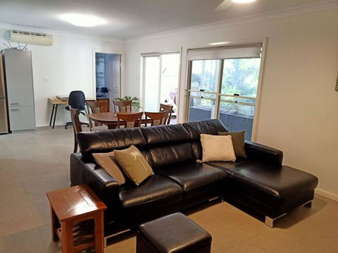 Adorable Private 2 Bedroom Guest Suite + Pool - New Castle Holiday 2