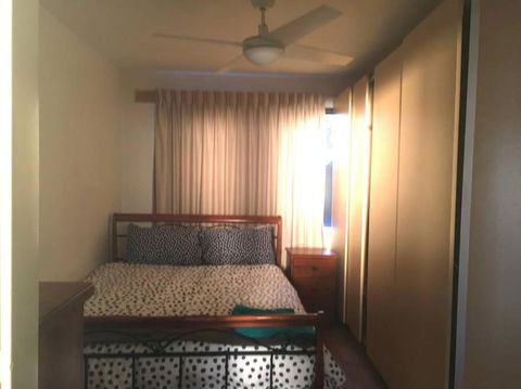 Affordable Apartment Close To City And Beaches - New Castle Holiday 1