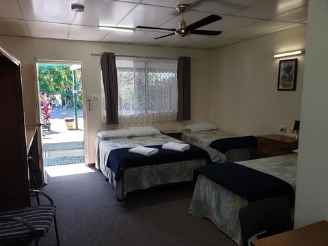 Affordable Gold City Motel - New Castle Holiday 4