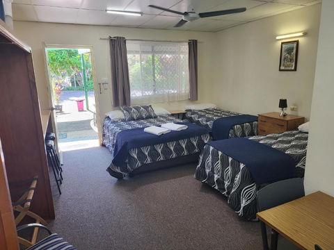 Affordable Gold City Motel - New Castle Holiday 1