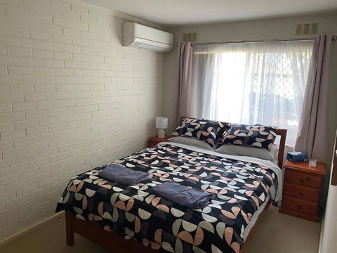Affordable Inglewood Apartment+Pool - New Castle Holiday 1