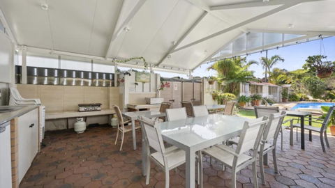 Affordable, Pool, Spa, Beach, Bbq, Sleeps 4 - New Castle Holiday 3