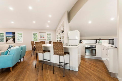 A Perfect Stay - Beach House At Tallows - New Castle Holiday 3