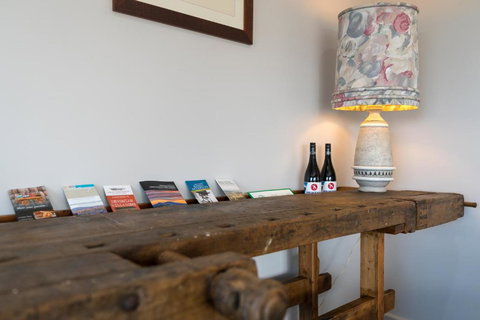 A House With A View, Molong. NSW - New Castle Holiday 2