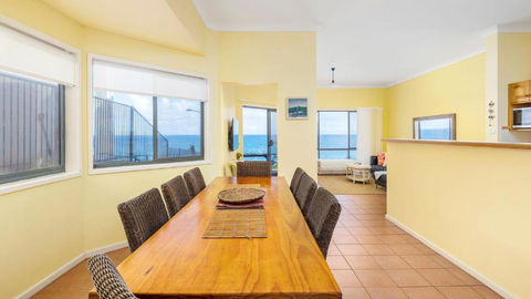 Absolute Oceanfront Portovenere - New Castle Holiday 3