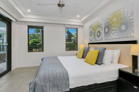 A Four Mile Beach Resort Lifestyle At Temple - New Castle Holiday 3