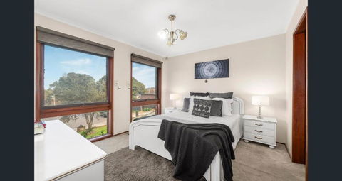A Room In Mill Park - New Castle Holiday 0