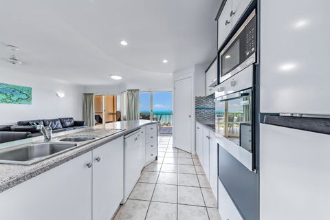 Airlie Ocean Paradise - New Castle Holiday 4