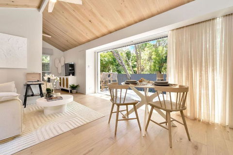 Akora Cabin At Hyams Beach - New Castle Holiday 2