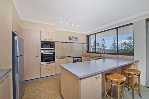 Akuna 14 6 Joffre Street - New Castle Holiday 4