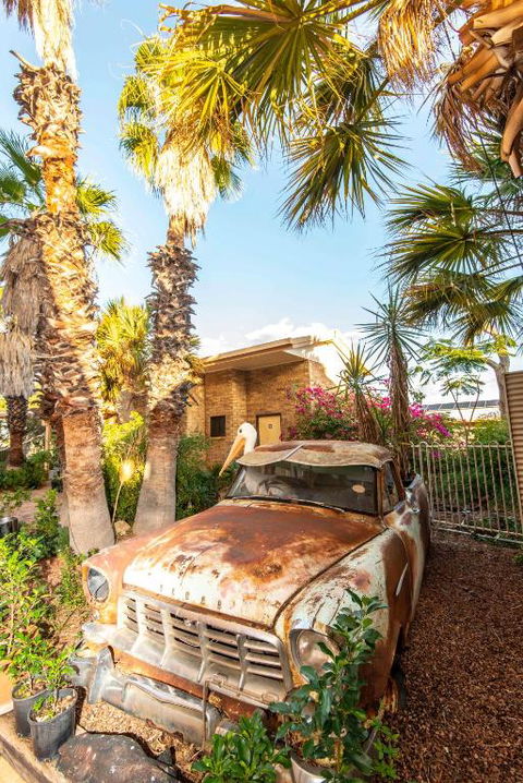 Albert Park Motor Inn-KING BEDS-POOL-SHADED PARKING - New Castle Holiday 1