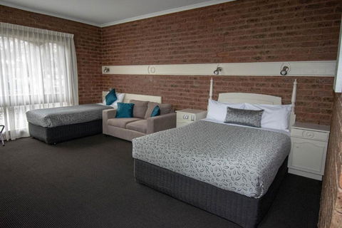 Albury Townhouse Motel - New Castle Holiday 2