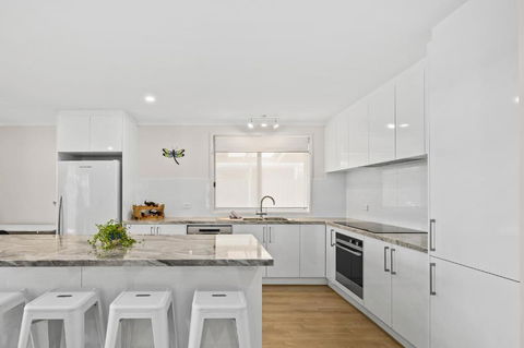 Aldinga Rose - Aldinga Beach - C21 SouthCoast Holidays - New Castle Holiday 3
