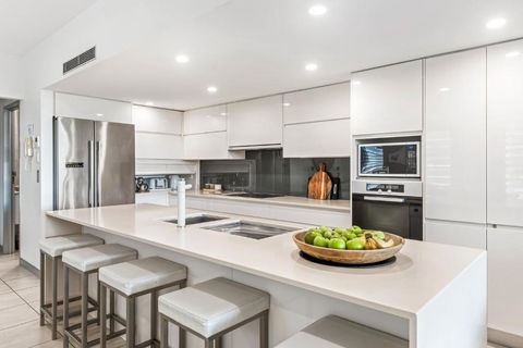Alex Beach House - New Castle Holiday 2