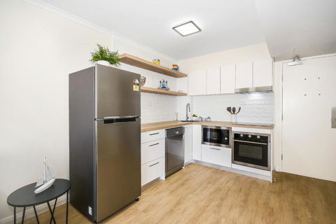 ALEXANDRA BEACH RESORT-ALEX412 - New Castle Holiday 2