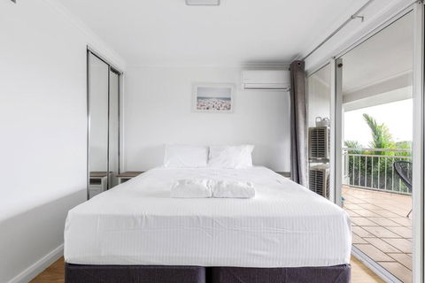 ALEXANDRA BEACH RESORT-ALEX412 - New Castle Holiday 1