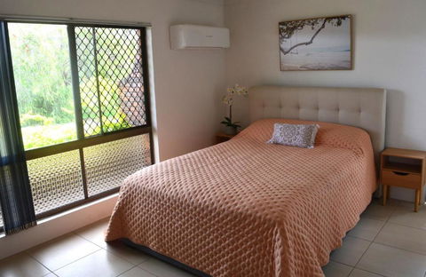 Alice Street 1, Unit 1, Currimundi - New Castle Holiday 4