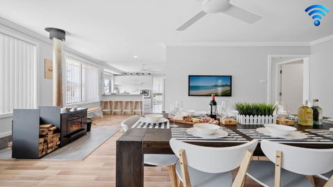 Alka Beach House - New Castle Holiday 0