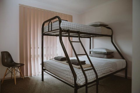 Alkoomi Chalets - New Castle Holiday 1