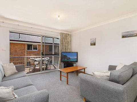 Allamanda Court Unit 6 - New Castle Holiday 2