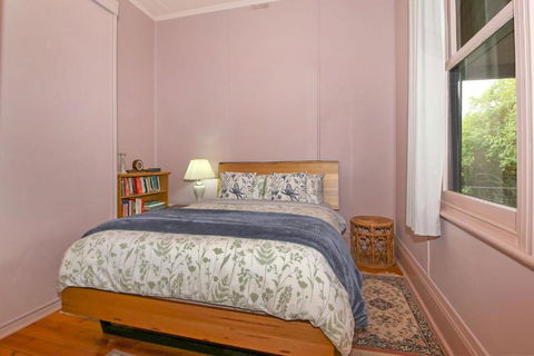 Allen Street - New Castle Holiday 2