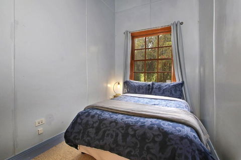 Allen Street - New Castle Holiday 4