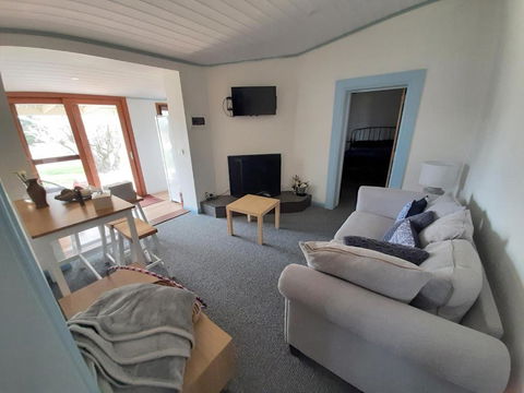 Alloway Bank - New Castle Holiday 3