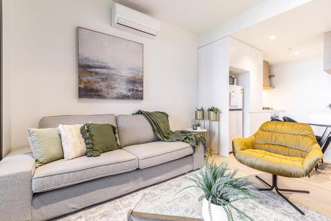 Alluring Oasis In The Heart Of South Melbourne - New Castle Holiday 1
