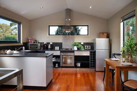 Alofi - New Castle Holiday 3