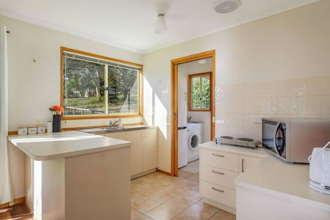 Alonnah Bruny Island Views - New Castle Holiday 3