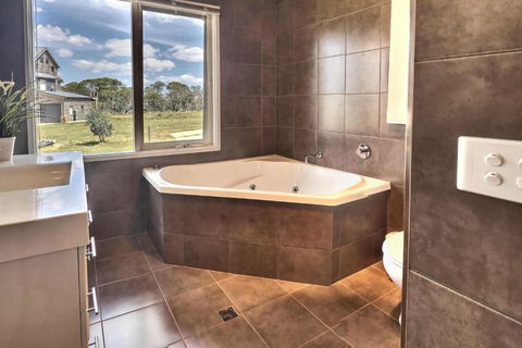 Alpine Edge - New Castle Holiday 4