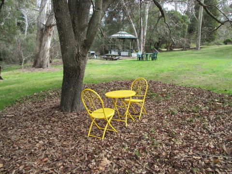 Alpine Riverside Cottages - New Castle Holiday 3
