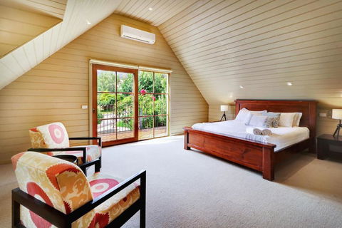 Alpine Sadler Retreat - New Castle Holiday 3
