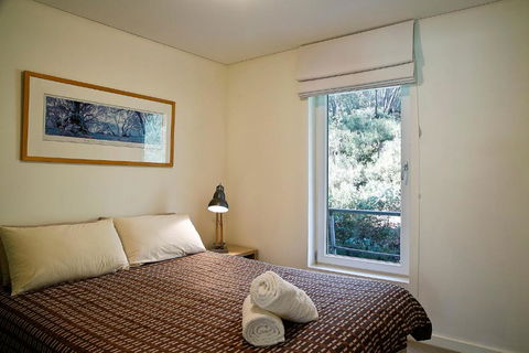 Alpine View Apartments - New Castle Holiday 3